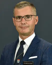 Dr Kamen Valchanov